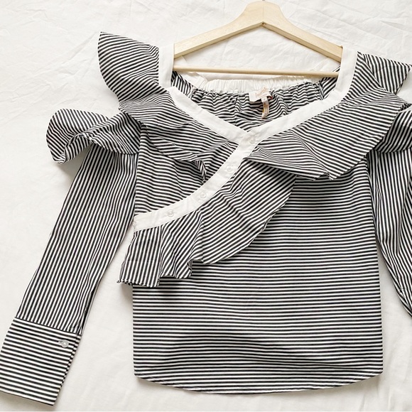 Laundry By Shelli Segul Stripe Cold Sleeve Ruffle Blouse - Picture 3 of 11